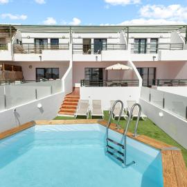 Arpon Santa Rosa 4 by Escape Home, hotel in Puerto del Carmen
