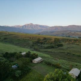 AfriCamps Champagne Valley, hotel u gradu Champagne Valley