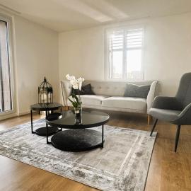 3-Zimmer-Apartment mit Terrasse, 5 Min zu Bahn & Shops, hotel v mestu Luterbach