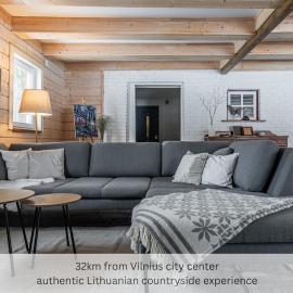 Private Lake Escape- 6BR, Sauna & Bonfire, hotel i Skersabaliai