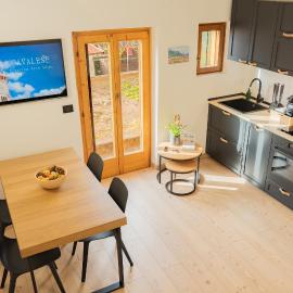 MH Luxury Apartments, Hotel in Cavalese