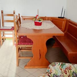 Chichibbio Casa Vacanza Appartamento in Centro Storico fra le montagne nel piccolo borgo di Braone, hotel a Braone