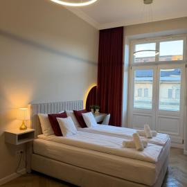 Apartamenty OFF PIOTRKOWSKA w Roosevelta Residence, Klimatyzacja, Wejście na KOD, WiFi, FV