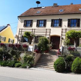 Krater Home
