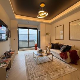 Luxury New Build Apartment Just 300m -Tube Station