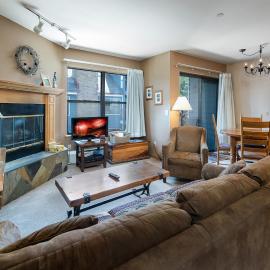 River Mountain Lodge Peaks Trail Condo: Ski-In, Downtown Breck
