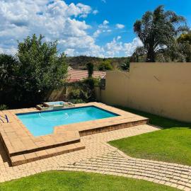 Suider home stay, hotel in Johannesburg