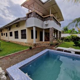 Exquisite 3-Bedroom Villa with pool in Kribi