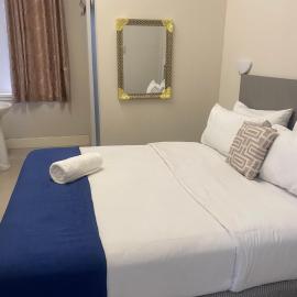 JH Guest house, готель у місті Дурбан