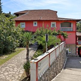 Apartments with parking space Lopar, Rab - 18001