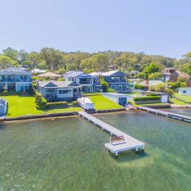 Absolute Waterfront Coal Point