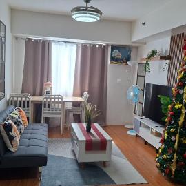 Family Haven Tagaytay - 1 BR - up to 6 Pax - Taal View - Full Kitchen - FAST Wi-Fi -