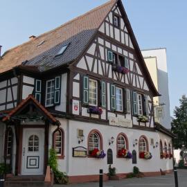 Hotel Schützenhof mit Sauna, hotel sa Bürstadt