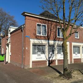 Pension Moerdijk, מלון במורדייק