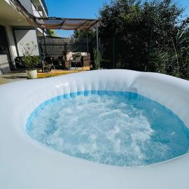 Exclusive BIG Apartment Garden with Jacuzzi & Private Parking, hótel í Trnava