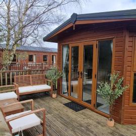 Rosewood lodge with Hot tub Felmoor park