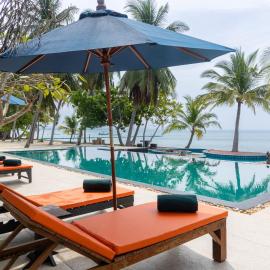 Garto Beach Resort Samui, отель в Бан-Банг-По