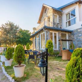 Bhowāli에 위치한 호텔 Casa De Bello, Nainital, Near Kainchi Dham