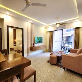 Candolim Beach 1BHK Apartment with Pool & Full Kitchen - Perfect for Couples & Families