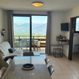 T2 Reallon gardette, hotel in Réallon
