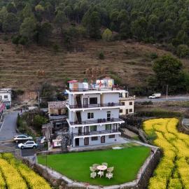 Sukoon Inn Hotel & Restaurant, Hotel in Someshwar