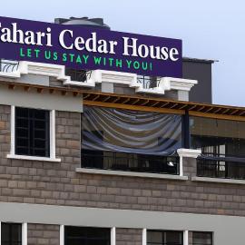 Fahari Cedar House, khách sạn ở Kericho