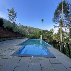 Skyleaf Resort