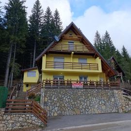 Divan Vlašić, hotel Šišavában