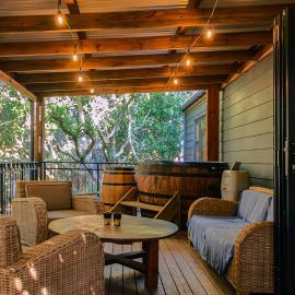 Magical Cabin in the Woods, hotel u gradu Kleinbaai