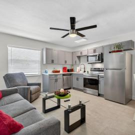 Park Shore Suites Unit 6