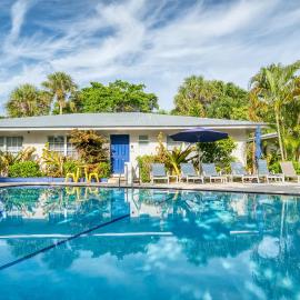 Casa Cordova Apartments By Lowkl