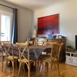 Maison Biscuit. Apartament a la plaça de la vila