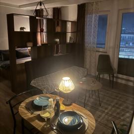 Mimosa Apartments - City Center Square