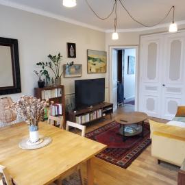 3 rooms in a beautiful passage of Auxerre