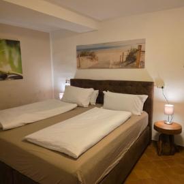 Gästenzimmer Louis, viešbutis mieste Edigeris-Eleris
