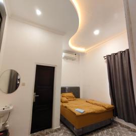 Wisma Raudah Wakatobi, khách sạn ở Mandati