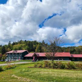 占冠湯の沢温泉森の四季, hotel v destinaci Šimukappu