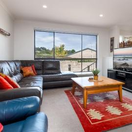 Spacious and Restful Holiday Home with Backyard