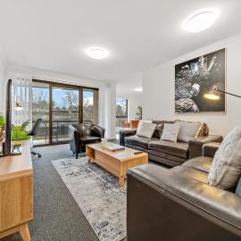 2-Bed with Pool, BBQ, Tennis Court & Parking