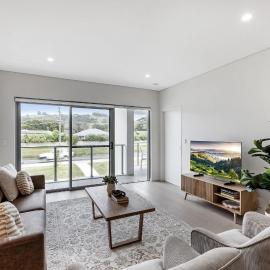 First Floor 3-Bed Stunning Unit by The Ocean