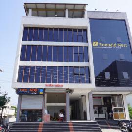 Emerald Nest, Hotel in Pandharpur