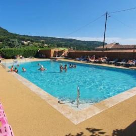 ZEcamping 3 étoiles bien-être - piscine - soirées animées, hotel din Darbres