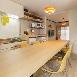 Kurashiki Life Field 1A Apartment Step Free with Parking 無料駐車場付き1階, hotelli kohteessa Kurashiki