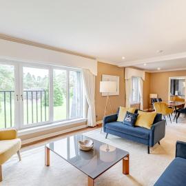 Spacious Gleneagles Apartment, hotel i Tullibardine Station