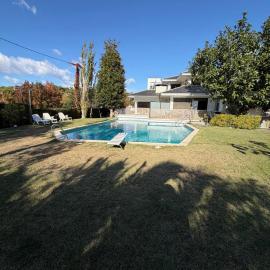 Apartamento con piscina cerca de Barcelona, hotel al Masnou