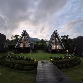 Tamblingan Village - Luxury Villas in Munduk, hotelli kohteessa Munduk