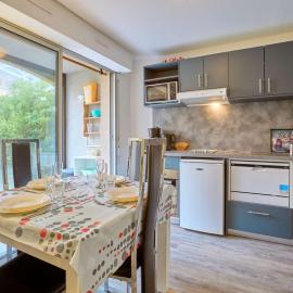 T2 cosy, jardinet, animaux admis, parking et WiFi - FR-1-841-35, hotel in Barbotan-les-Thermes