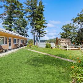 King Birch Lake Home, Unit 4, Hotel in Alton