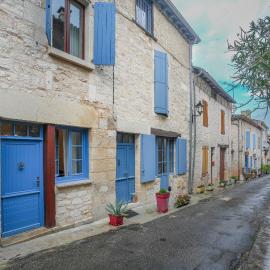 La Maison de Julie - Proche Sites Historique - Meublé 3 étoiles, hotel em Puylaroque