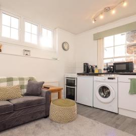 Aesthetic Ampthill Apartment